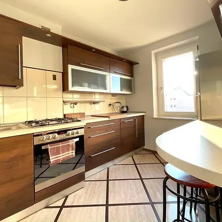 Lelewela Street Pkp Lägenhet